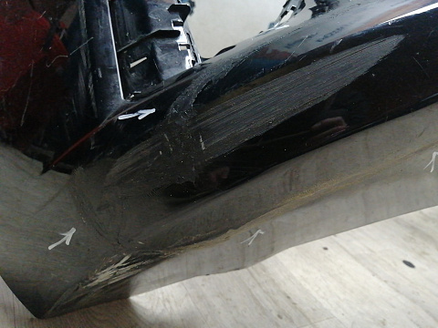 Фотография детали AA045874; Бампер передний; под паркт.; без омыват. (H56A2804006AA) для Voyah Dream I (2021-2026)/БУ; Оригинал; Р2, Удовлетворительное; . Фото номер 9