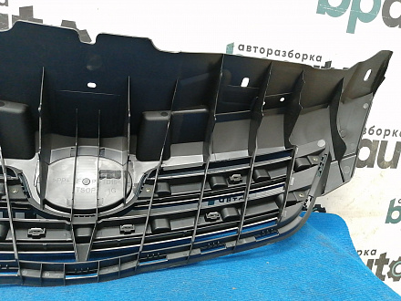 AA019838; Решетка радиатора, с хром полосками (53114-12100) для Toyota Corolla 150 (2006-2009)/Нов; Неоригинал; 