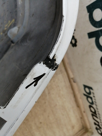 Фотография детали AA042870; Бампер задний; без паркт. (8200916804) для Renault Logan I рест. (2009-2015)/БУ; Оригинал; Р1, Мелкий дефект; . Фото номер 14