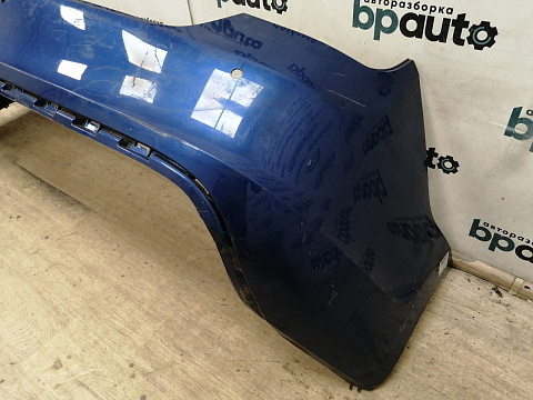Фотография детали AA038477; Бампер задний; под паркт. (60U 807 421 B) для Skoda Rapid/БУ; Оригинал; Р1, Мелкий дефект; . Фото номер 2