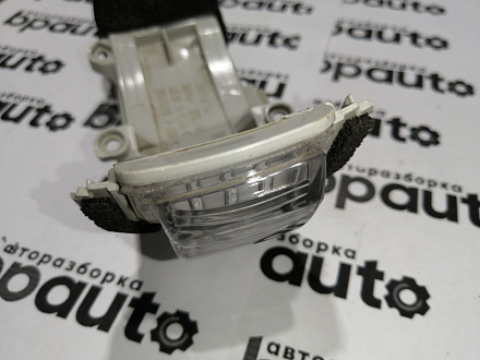 AA044764; Повторитель поворота в зеркало правый (81730-02110) для Toyota/БУ; Оригинал; Р0, Хорошее; 