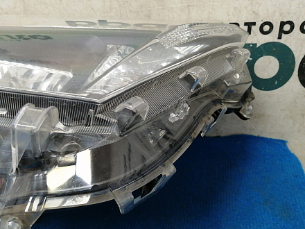 AA037191; Фара светодиодная правая (81145-42840) для Toyota Rav4 50 (2019 -н.в.)/БУ; Оригинал; Р1, Мелкий дефект; 