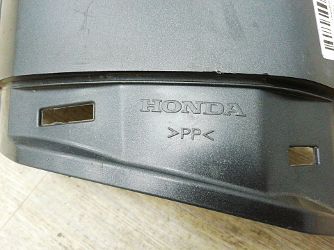 Фотография детали AA008058; Накладка заднего бампера нижняя правая; без паркт. (71502-TFA-T000) для Honda CR-V IV рест. (2015-2018)/БУ; Оригинал; Р1, Мелкий дефект; . Фото номер 5