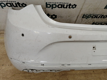AA042247; Бампер задний, под хром молдинг; под паркт. (13368066) для Opel Astra J рест. HB 5D (2012 - 2015)/БУ; Оригинал; Р1, Мелкий дефект; 