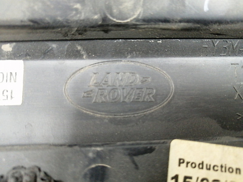 Фотография детали AA017328; Накладка на дверь задняя правая нижняя, окрашенная (HY3M-274A48-AA) для Land Rover Discovery V (2017 - н.в.)/БУ; Оригинал; Р1, Мелкий дефект; . Фото номер 6