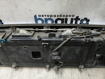 AA045273; Накладка крышки багажника, без кнопок (76811-60190) для Toyota Land Cruiser Prado 150 (2010 — 2013)/БУ; Оригинал; Р0, Хорошее; (070) Белый перламутр 3х. сл.