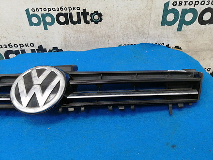 AA026940; Решетка радиатора (5G0853653) для Volkswagen Golf/БУ; Оригинал; Р2, Удовлетворительное; 