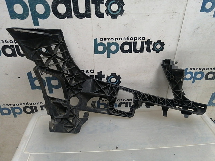 AA045501; Кронштейн, каркас переднего бампера левый (A2048850765) для Mercedes-Benz C-klasse III (W204) (2006-2011)/БУ; Оригинал; Р0, Хорошее; 