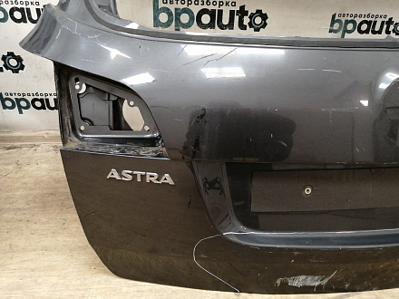 AA038154; Крышка багажника (93867130) для Opel Astra/БУ; Оригинал; Р2, Удовлетворительное; 
