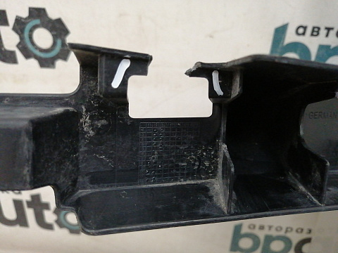 Фотография детали AA037765; Решетка переднего бампера центральная (51117263478) для BMW 3 серия F30 F31/БУ; Оригинал; Р1, Мелкий дефект; . Фото номер 12