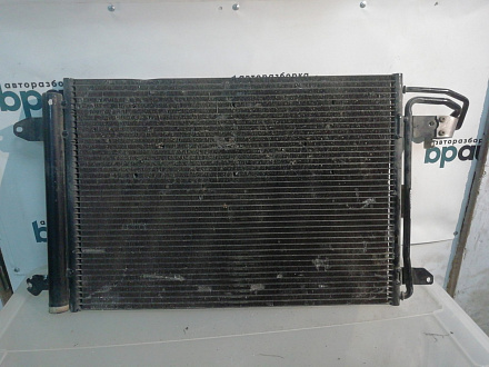 AA023438; Радиатор кондиционера (1K0 820 411 T)/БУ; Оригинал; Р2, Удовлетворительное; 