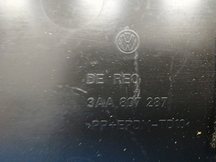 AA036983; Площадка под номер (3AA807287) для Volkswagen Passat/Нов; Оригинал; 