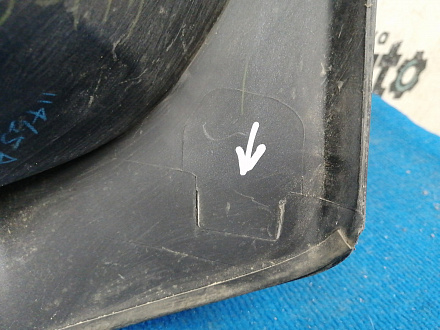 AA036032; Накладка крышки багажника верхняя левая (76804-42010) для Toyota Rav4/БУ; Оригинал; Р1, Мелкий дефект; 