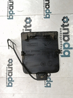 AA029617; Заглушка буксир. крюка переднего бампера (51112990204) для BMW Х1 I (E84) (2009-2012)/БУ; Оригинал; Р1, Мелкий дефект; 