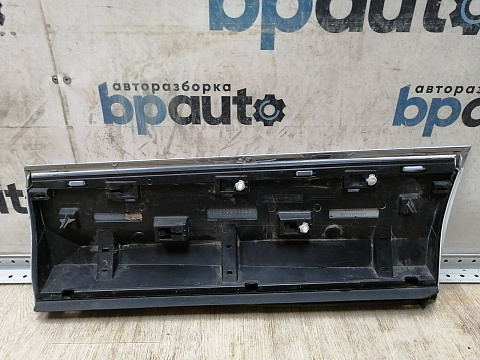 Фотография детали AA045276; Накладка двери задняя правая, нижняя, R-Line (5NA854950M) для Volkswagen Tiguan II (2016- 2020)/БУ; Оригинал; Р1, Мелкий дефект; . Фото номер 7