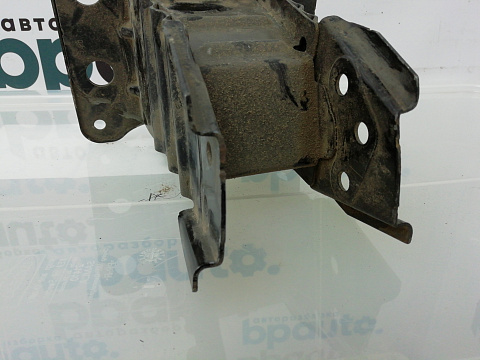 Фотография детали AA000618; Кронштейн усилителя переднего бампера левый (8P0 807 133) для Audi A3 8P/БУ; Оригинал; Р0, Хорошее; . Фото номер 7
