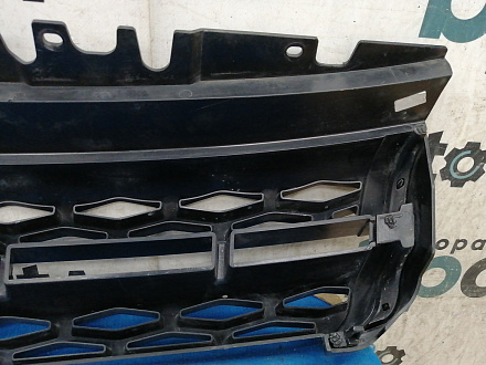 AA033466; Решетка радиатора (DJ32-8200-AA) для Land Rover Range Rover Evoque I (2011 - 2015)/БУ; Оригинал; Р1, Мелкий дефект; 