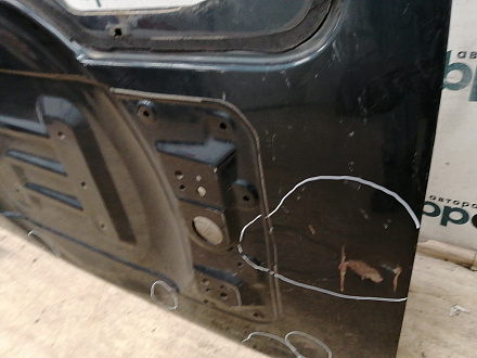 AA038009; Крышка багажника (5821A095) для Mitsubishi Pajero/БУ; Оригинал; Р2, Удовлетворительное; 