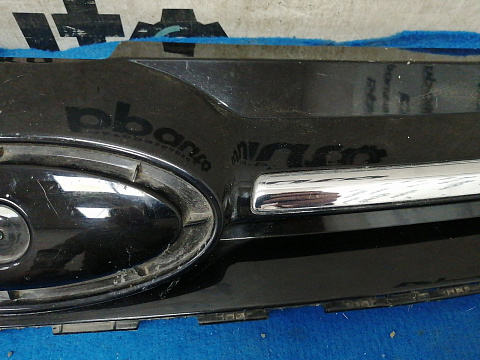 Фотография детали AA032233; Решетка радиатора (AM21-R8200-B) для Ford C-MAX II (2010-2015)/БУ; Оригинал; Р1, Мелкий дефект; . Фото номер 3