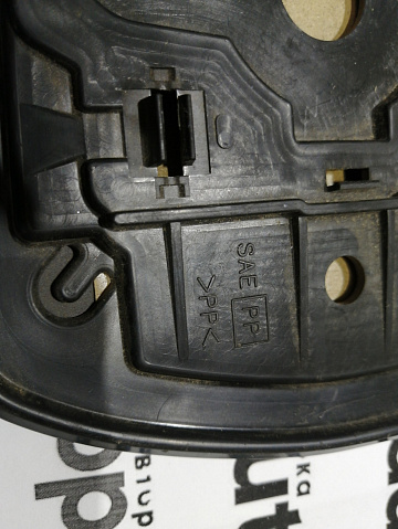 Фотография детали AA045102; Зеркальный элемент правый (87931-0K070) для Toyota/БУ; Оригинал; Р1, Мелкий дефект; . Фото номер 11