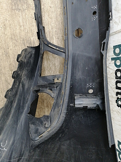 AA028643; Бампер передний; под паркт.; под омыват. (5СU807221) для Volkswagen Jetta VI (2010- 2014)/БУ; Оригинал; Р1, Мелкий дефект; 