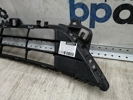 AA045277; Решетка переднего бампера (GHP9-501T1) для Mazda 6 III (GJ) (2012-2015)/БУ; Оригинал; Р1, Мелкий дефект; 