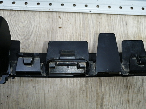 Фотография детали AA045109; Решетка переднего бампера верхняя, М-пакет; под камер. (51118060891) для BMW Х6 II (F16) (2014-2019)/БУ; Оригинал; Р1, Мелкий дефект; . Фото номер 12