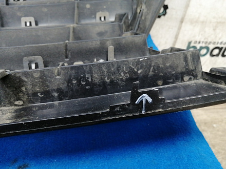 AA027411; Решетка радиатора (53101-60850) для Lexus GX460 II рест. (2013 — 2019)/БУ; Оригинал; Р1, Мелкий дефект; 