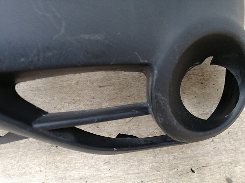 Фотография детали AA038174; Бампер передний; под паркт.; без омыват. (96660434) для Opel Antara (2007 - 2011)/БУ; Оригинал; Р1, Мелкий дефект; . Фото номер 7