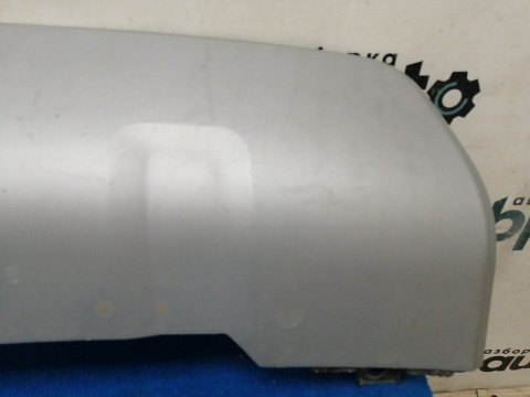 Фотография детали AA038728; Накладка заднего бампера (FK72-17F954-A) для Land Rover Discovery Sport I L550 (2014 - 2019)/БУ; Оригинал; Р1, Мелкий дефект; . Фото номер 2