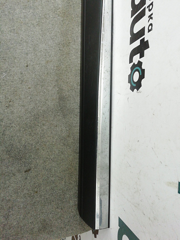 Фотография детали AA006827; Накладка задней правой двери с хромом (82870-1AA3A) для Nissan Murano Z51/БУ; Оригинал; Р2, Удовлетворительное; . Фото номер 3
