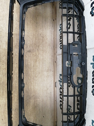 Фотография детали AA043291; Бампер передний, S-line; под паркт.; под омыват. (4G0 807 437 AB) для Audi A6 IV (C7) рест. Sedan (2014-2018)/БУ; Оригинал; Р1, Мелкий дефект; . Фото номер 4