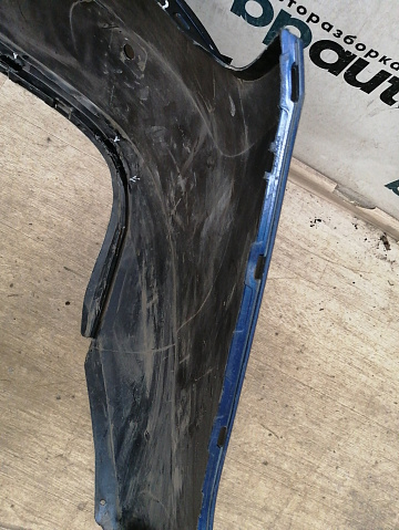 Фотография детали AA038477; Бампер задний; под паркт. (60U 807 421 B) для Skoda Rapid/БУ; Оригинал; Р1, Мелкий дефект; . Фото номер 8