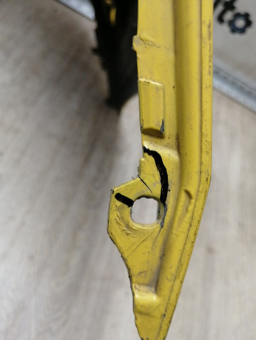 Фотография детали AA044923; Бампер задний; под паркт. (A1778851301) для Mercedes-Benz A-klasse IV (W177) (2018-2022)/БУ; Оригинал; Р2, Удовлетворительное; . Фото номер 13