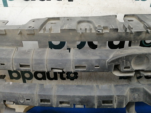 Фотография детали AA032224; Каркас решетки радиатора (GV44-8A164-A) для Ford Kuga II рест. (2016-2019)/БУ; Оригинал; Р1, Мелкий дефект; . Фото номер 8