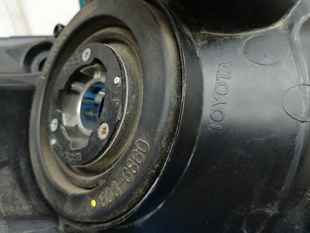 AA021061; Фара галоген левая (81170-42400) для Toyota Rav4 30 рест. V 2.0 (2009 - 2010)/БУ; Оригинал; Р2, Удовлетворительное; 