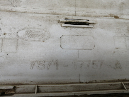 AA023094; Бампер передний; под паркт.; под омыват. (7S71-17757-A) для Ford Mondeo/БУ; Оригинал; Р1, Мелкий дефект; 