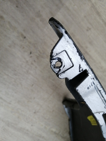 Фотография детали AA044459; Бампер передний; под паркт.; под омыват. (20845711) для Cadillac SRX/БУ; Оригинал; Р1, Мелкий дефект; . Фото номер 21