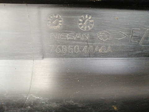 Фотография детали AA041134; Накладка порога правая (76850-4AA0A) для Nissan Almera III (G15) (2012-2018)/БУ; Оригинал; Р1, Мелкий дефект; . Фото номер 17