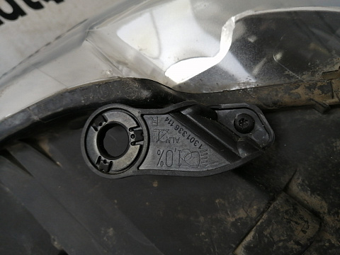 Фотография детали AA025038; Фара галоген правая (1T1941006B) для Volkswagen Touran I рест. (2006-2010)/БУ; Оригинал; Р1, Мелкий дефект; . Фото номер 8