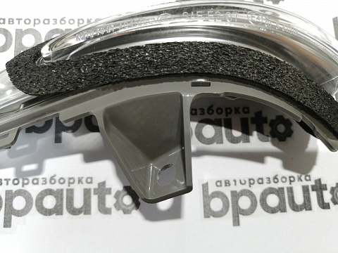 Фотография детали AA044647; Повторитель поворота в зеркало левый (81740-48020) для Lexus RX 450h/Нов; Оригинал; . Фото номер 4