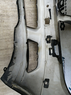 BA000096; Бампер передний; под паркт.; под омыват. (A2048850025) для Mercedes-Benz C-klasse III (W204) (2006-2011)/БУ; Оригинал; Р1, Мелкий дефект; 