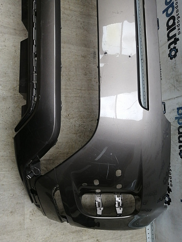 Фотография детали AA045883; Бампер передний, R-DYNAMIC; под паркт.; без омыват. (K8D2-17F775-BB) для Land Rover Range Rover Evoque II (2019- 2023)/БУ; Оригинал; Р1, Мелкий дефект; . Фото номер 3