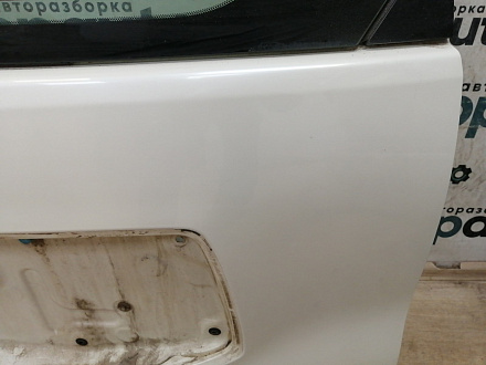 AA044246; Крышка багажника (67005-60F50) для Lexus GX460/БУ; Оригинал; Р1, Мелкий дефект; 