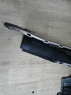 AA046060; Бампер задний, под расширители, Alltrack; под паркт. (3AF807221B) для Volkswagen Passat B7 Wagon (2011- 2014)/БУ; Оригинал; Р1, Мелкий дефект; 