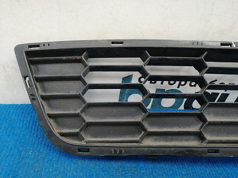 Фотография детали AA037736; Решетка радиатора (96694760) для Chevrolet Aveo II Sedan (2011- 2015)/БУ; Оригинал; Р2, Удовлетворительное; . Фото номер 6
