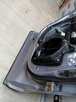 AA045197; Дверь задняя левая (EGY17302) для Mazda CX-7/БУ; Оригинал; Р1, Мелкий дефект; 