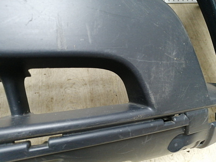 AA045868; Бампер передний; под паркт.; под омыват. (HY32-17F003-AAW) для Land Rover Discovery V L462 (2017 - 2020)/БУ; Оригинал; Р1, Мелкий дефект; 