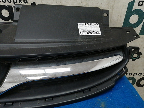 Фотография детали AA028822; Решетка радиатора (86351-3X000) для Hyundai Elantra V (MD) (2010-2013)/БУ; Оригинал; Р1, Мелкий дефект; . Фото номер 2