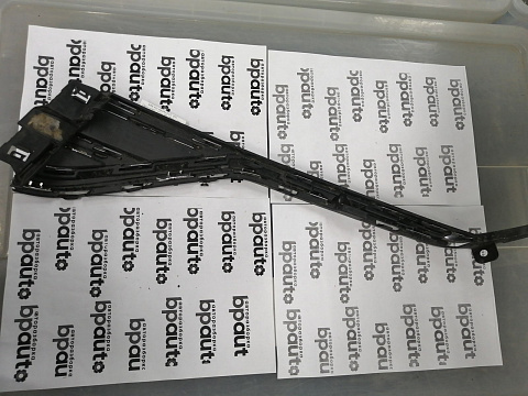 Фотография детали AA045543; Решетка переднего бампера под фарой, правая (760 853 598 A) для Volkswagen Touareg III (2018- 2023)/БУ; Оригинал; Р2, Удовлетворительное; . Фото номер 9